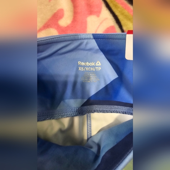 2 Reebok Women's Printed High Rise 7/8 Leggings With Side Pockets. - Picture 13 of 15